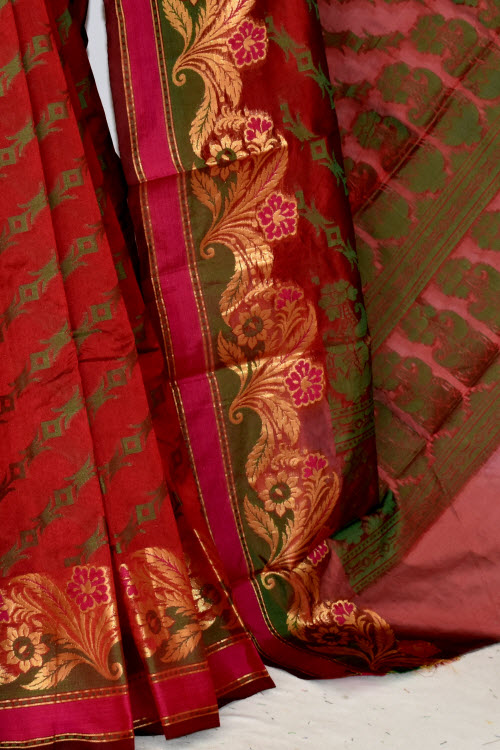 Maroon Handloom Banarasi Kora Cotton Saree with Blouse 16223