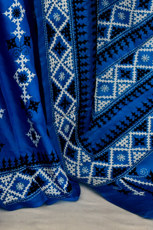 Sky Blue Gujrati Stitched Handloom Pure Silk Saree