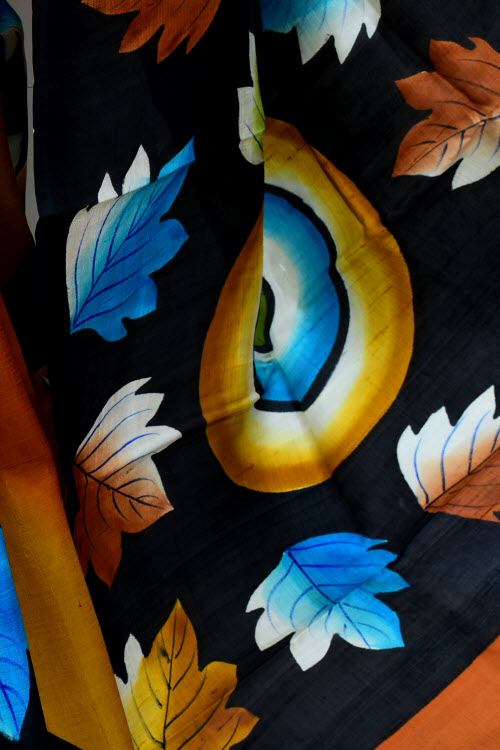 Brown-Black Double Knitted Handloom Pure Silk Saree