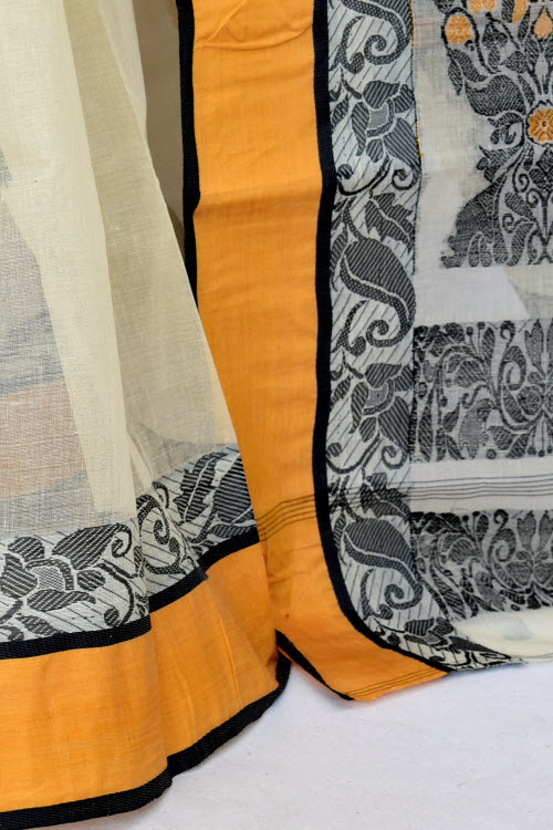 Off White Handwoven Tant Cotton Saree 17108