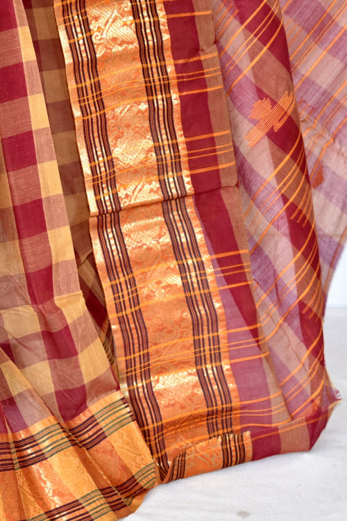 Maroon-Fawn Handwoven Tant Cotton Saree 17422