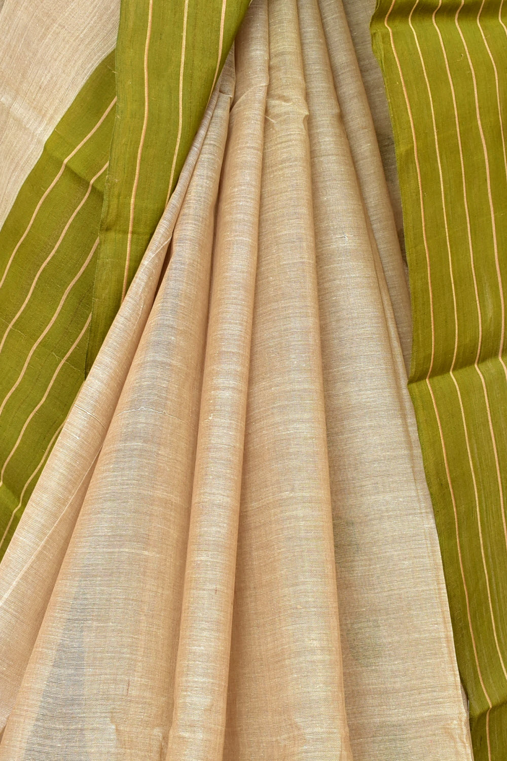 Fawn Handwoven Tant Cotton Saree 17446