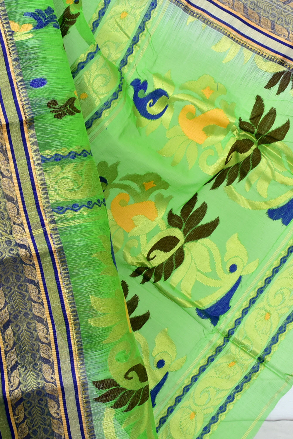 Parrot Green-Blue Handwoven Tant Cotton Saree 17492