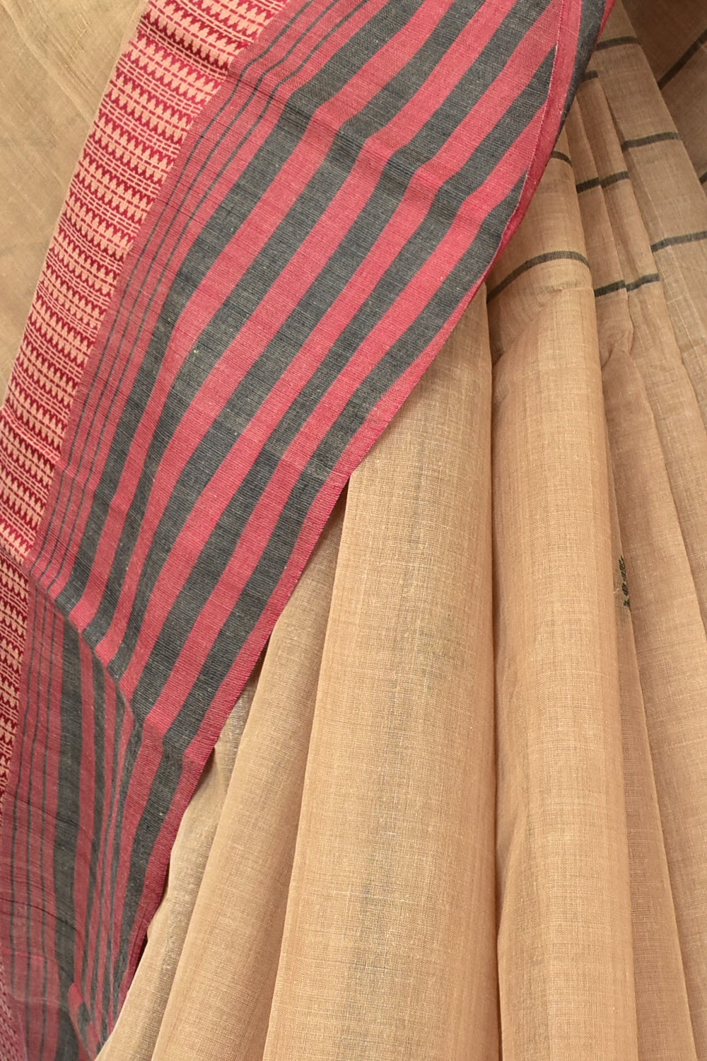 Fawn Handloom Tant Cotton Saree with Blouse 17593