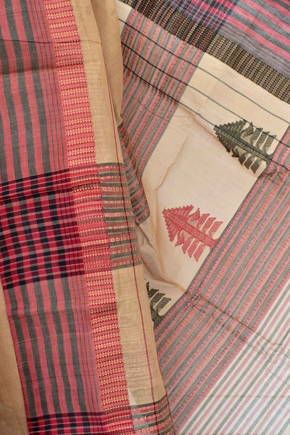 Fawn Handloom Tant Cotton Saree with Blouse 17593