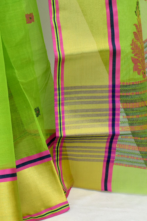 Parrot Green Handloom Tant Cotton Saree with Blouse