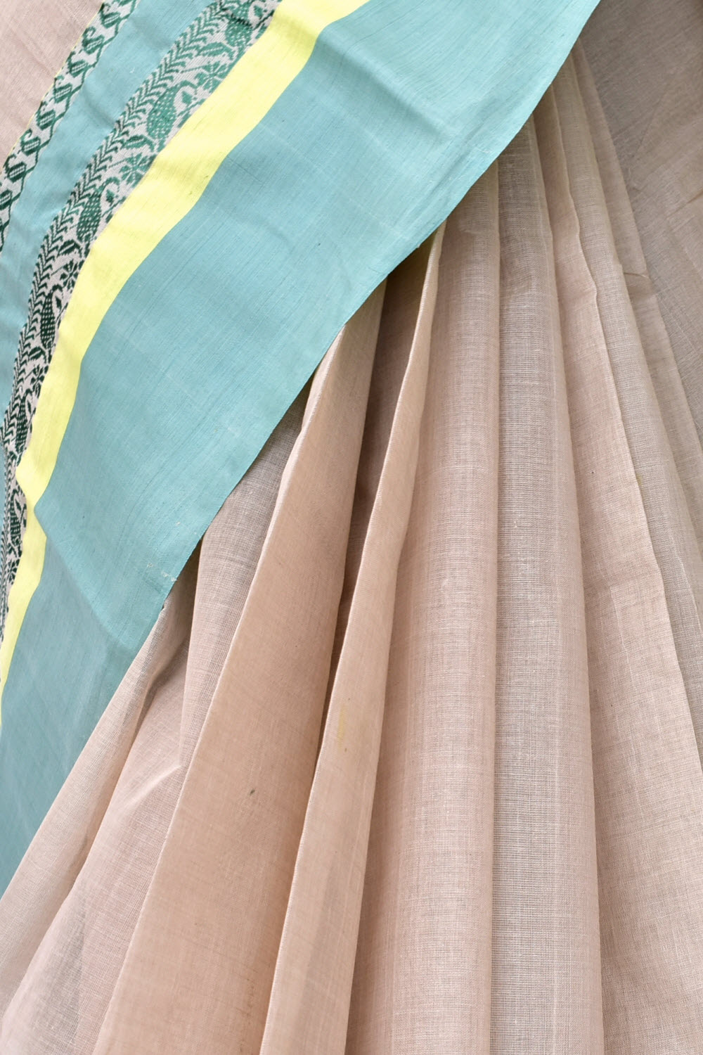 Fawn Handloom Tant Cotton Saree with Blouse 17621