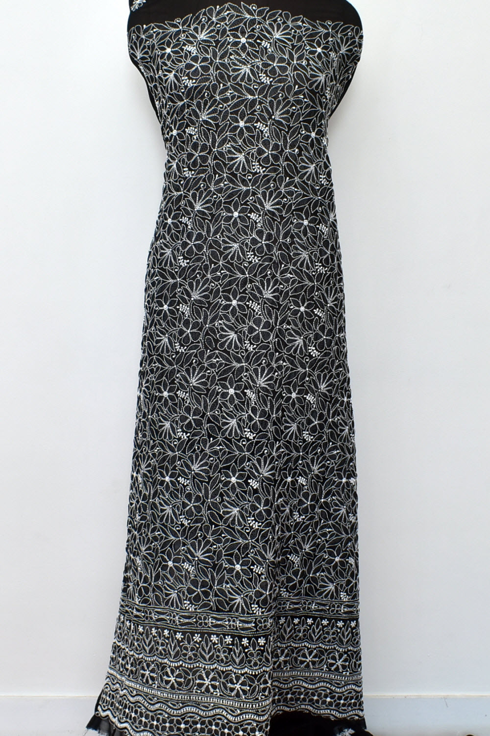 Black Hand Embroidered Chikankari Salwar Kameez with Dupatta 18130