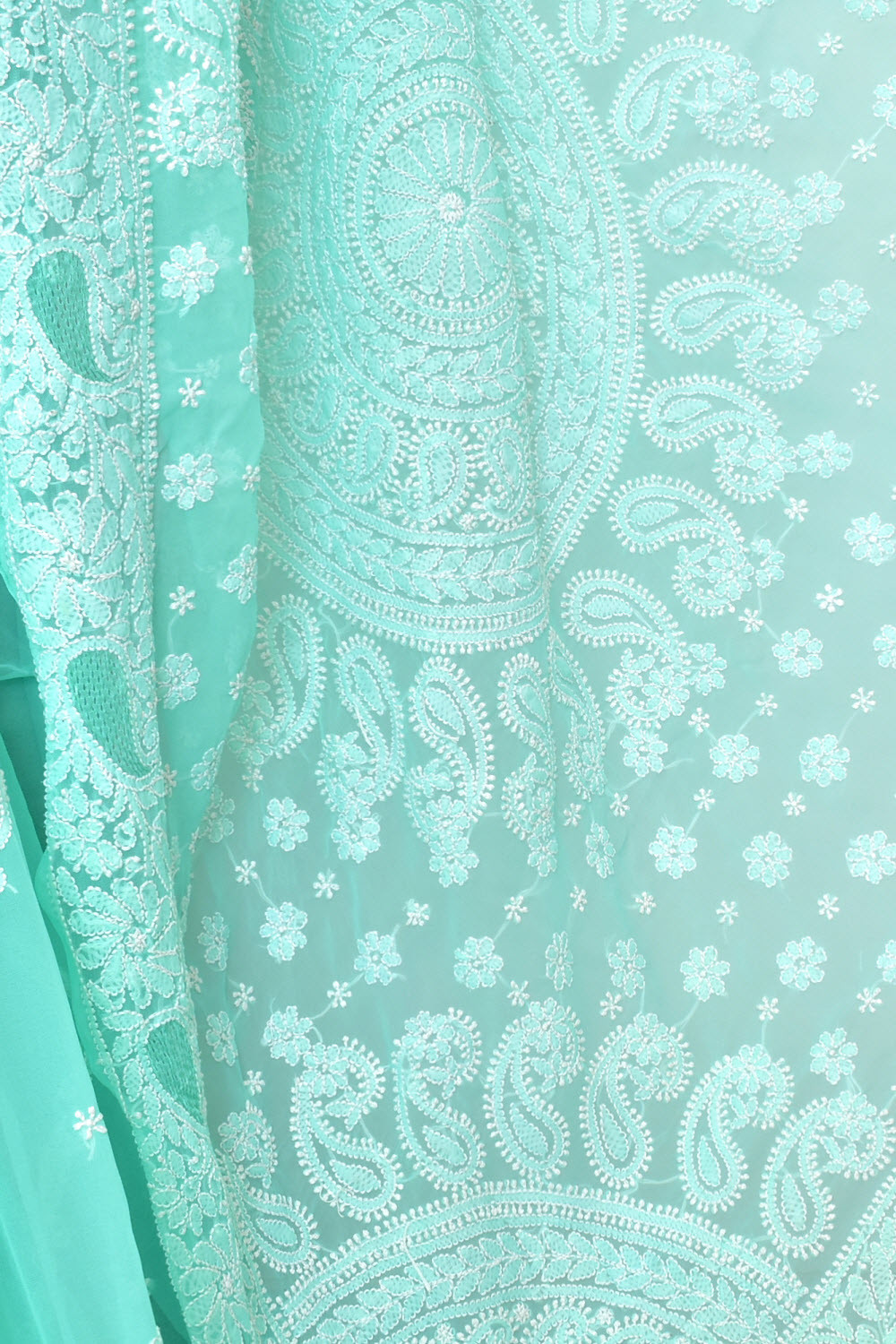Sea Green Hand-Embroidered Lucknowi Chikankari Georgette Saree with Blouse Rich Pallu 15161