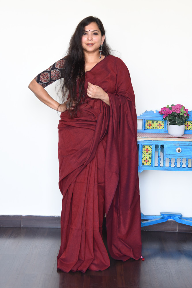 Image of GORGEOUS RED COTTON SAREE