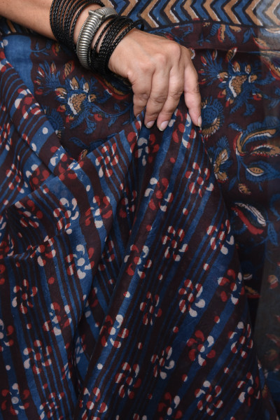 DARK FLORAL BLUE BROWN COTTON SILK SAREE