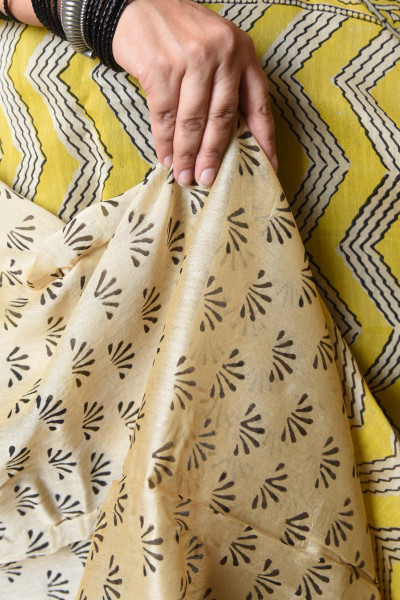 YELLOW GREEN COTTON SILK SAREE