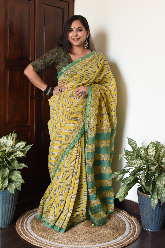 Image of YELLOW GREEN COTTON SILK SAREE