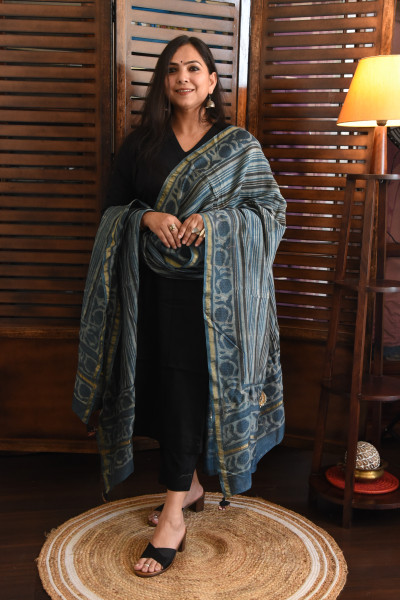 INDIGO STRIPED VANASPATI COTTON SILK DUPATTA