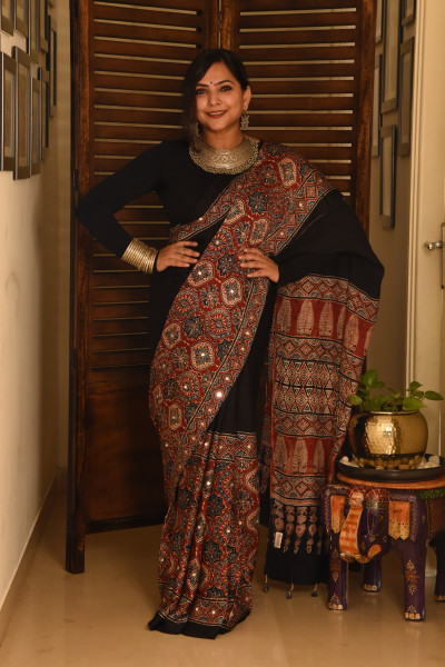 HALF BLACK HALF RED AJRAKH MODAL SILK SAREE WITH MIRROR WORK