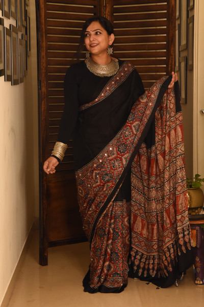 HALF BLACK HALF RED AJRAKH MODAL SILK SAREE WITH MIRROR WORK