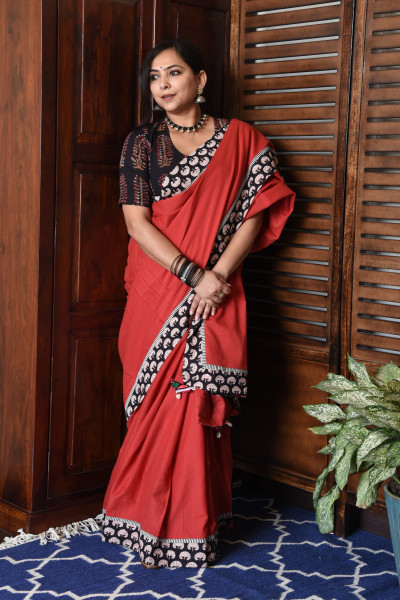 BIG TREE RED PATCHWORK COTTON SAREE