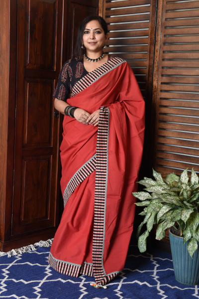 BLACK LOOP RED PATCHWORK COTTON SAREE