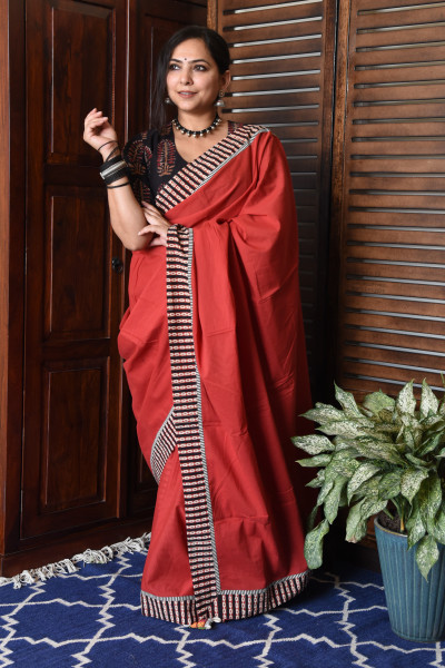 BLACK LOOP RED PATCHWORK COTTON SAREE