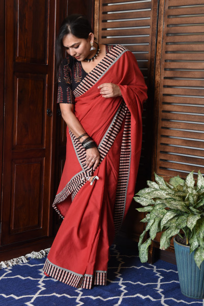 BLACK LOOP RED PATCHWORK COTTON SAREE