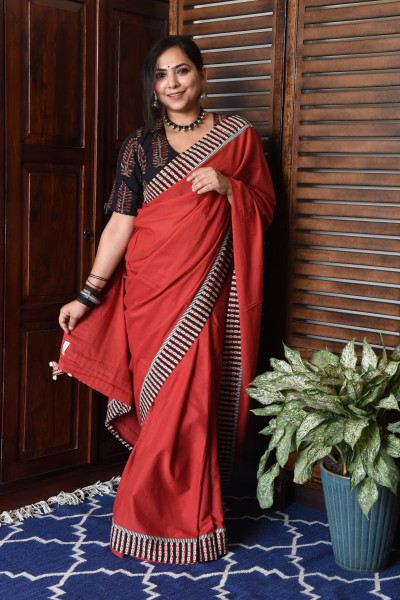 BLACK LOOP RED PATCHWORK COTTON SAREE
