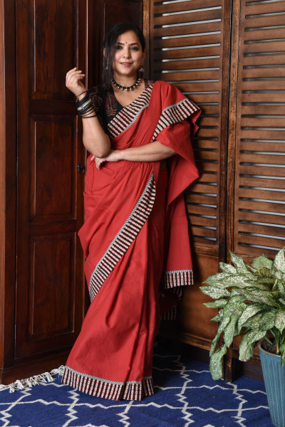 BLACK LOOP RED PATCHWORK COTTON SAREE