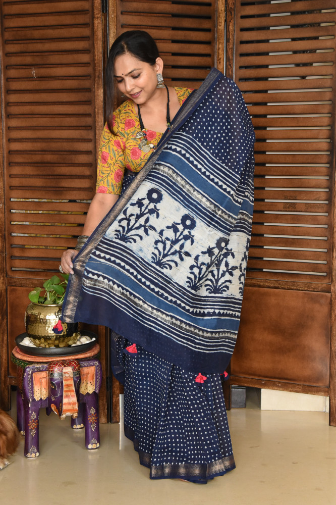 Image of SMALL DOT INDIGO COTTON SILK SAREE