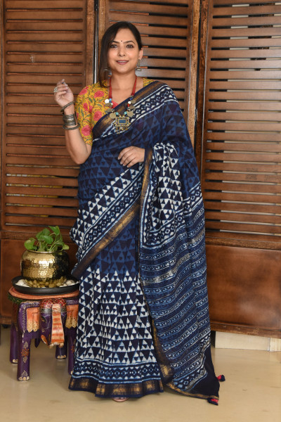 SMALL TRIANGLES COTTON SILK SAREE