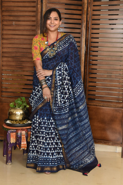 SMALL TRIANGLES COTTON SILK SAREE