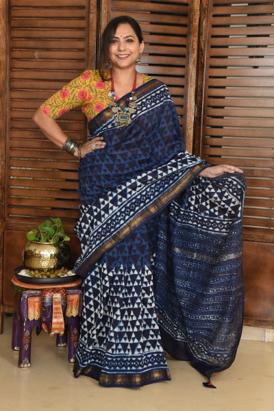 SMALL TRIANGLES COTTON SILK SAREE