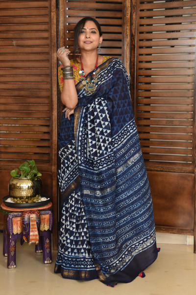 SMALL TRIANGLES COTTON SILK SAREE