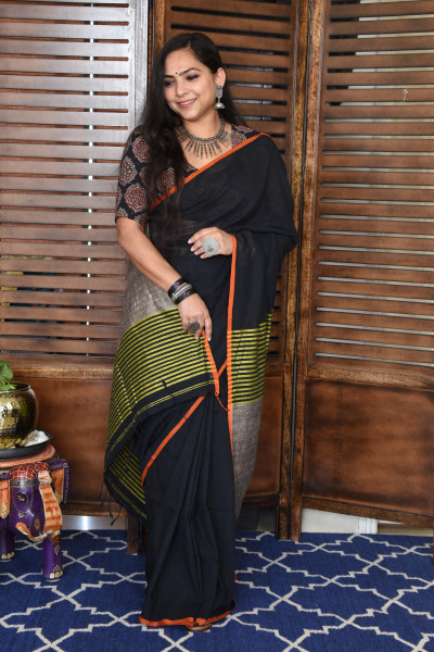 BLACK BENGAL COTTON SAREEE WITH GHICHA PALLA