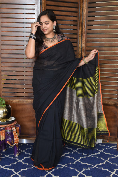 BLACK BENGAL COTTON SAREEE WITH GHICHA PALLA