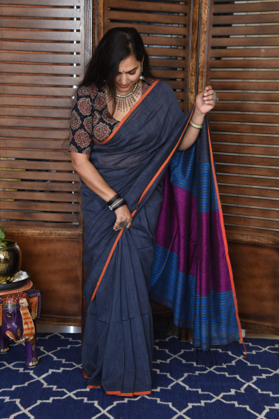 NAVAL GREY BENGAL COTTON SAREEE WITH GHICHA PALLA