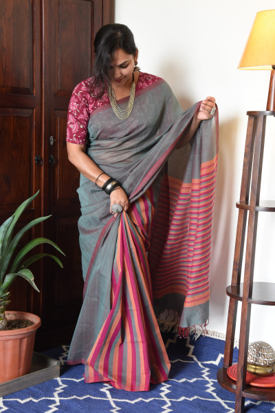 CROSS SHADED GREY MANGALGIRI STRIPPED SAREE
