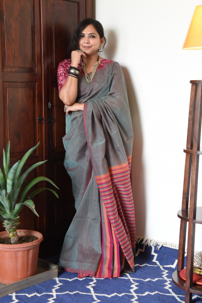 CROSS SHADED GREY MANGALGIRI STRIPPED SAREE