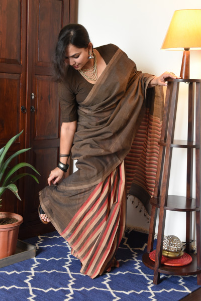 BROWN MANGALGIRI STRIPPED SAREE