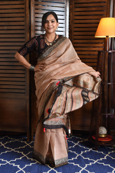 VERTICAL STRIPED RED COTTON SILK SAREE