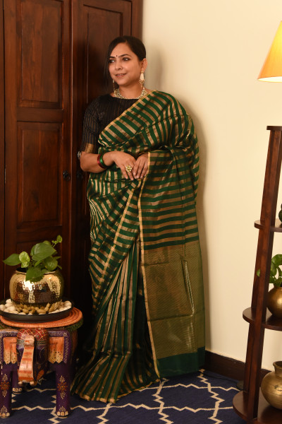 EMERALD GREEN CHANDERI SILK SAREE WTIH GOLDEN ZARI