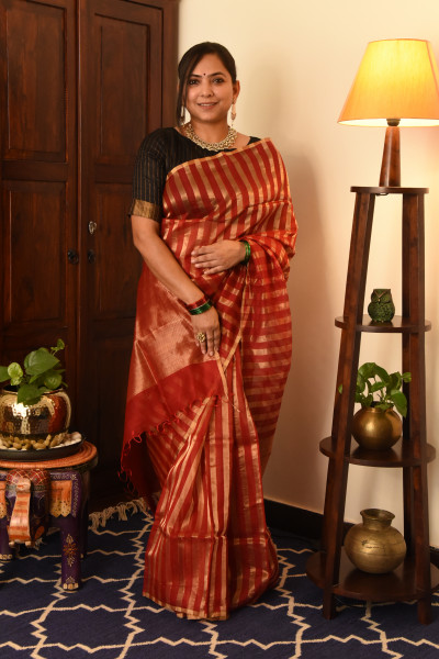 MAROON CHANDERI SILK SAREE WTIH GOLDEN ZARI