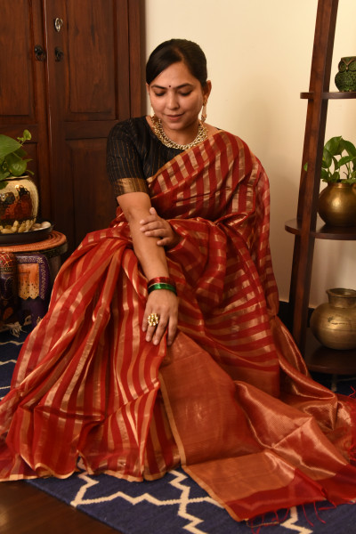 MAROON CHANDERI SILK SAREE WTIH GOLDEN ZARI