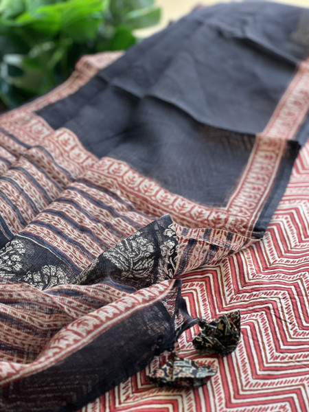 2 PIECE CHEVRON RED - BLACK DUPATTA SET