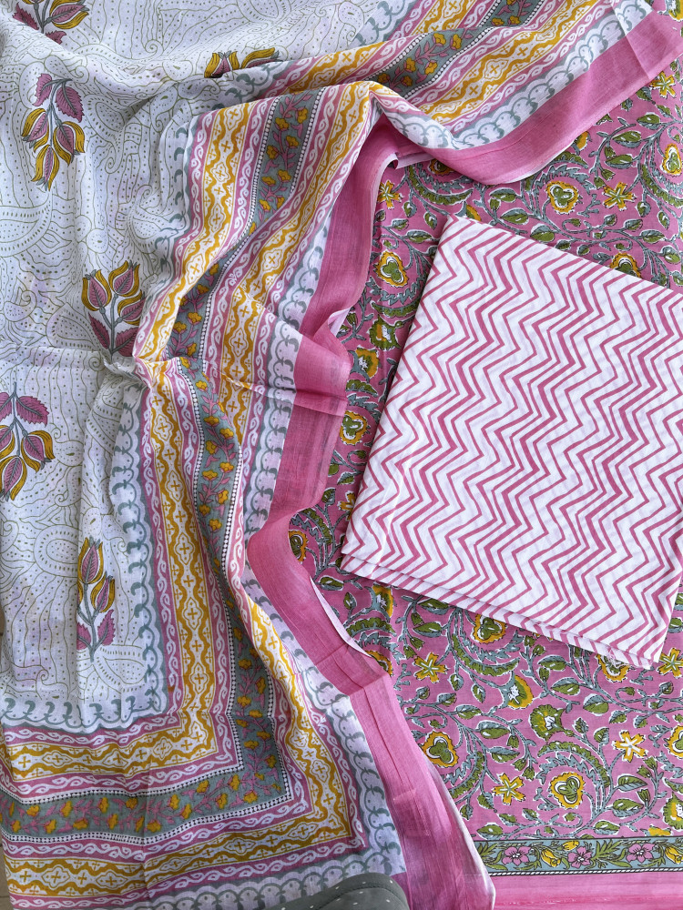 Image of PINK FLORA SUIT