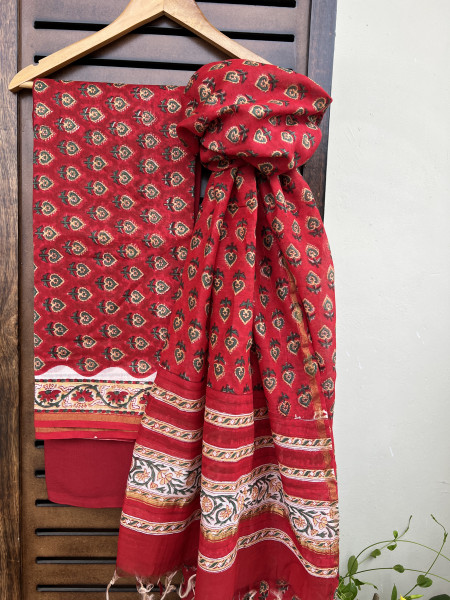 FLORAL RED COTTON SILK SUIT SET