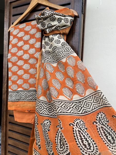 BLOCK PRINTED ORANGE COTTON SILK SUIT SET