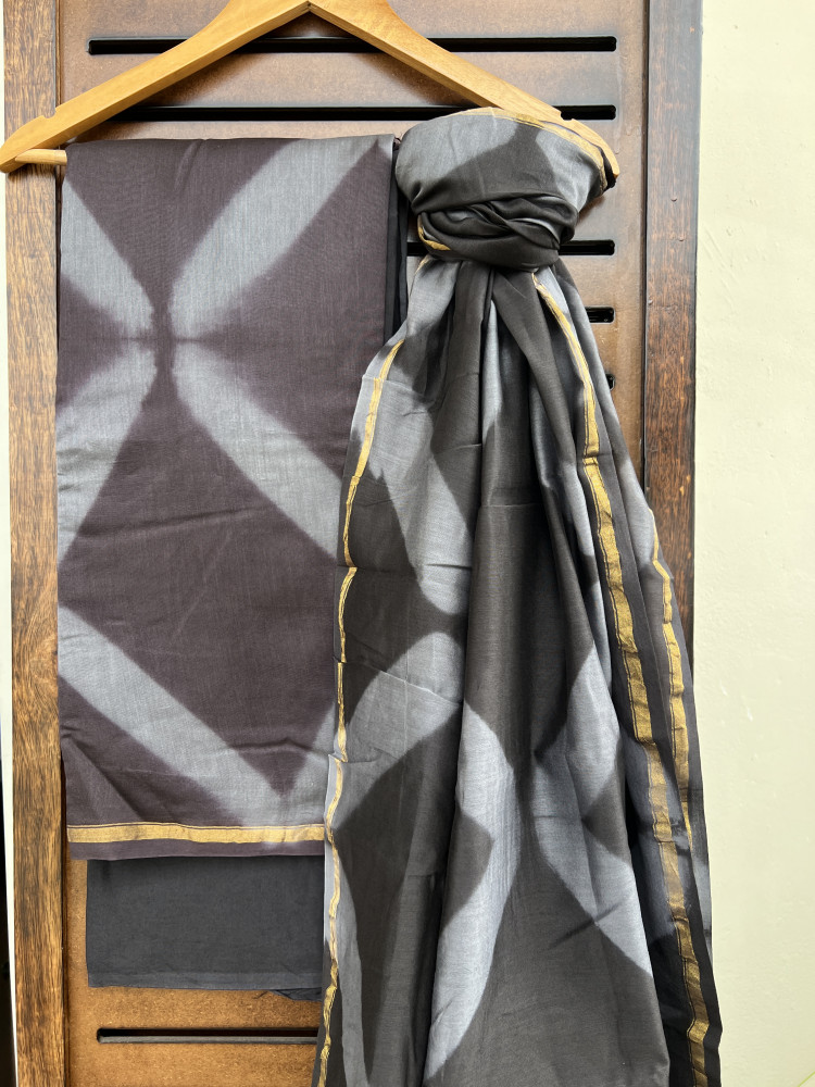 Image of CLAMP DYED GREY COTTON SILK SUIT SET
