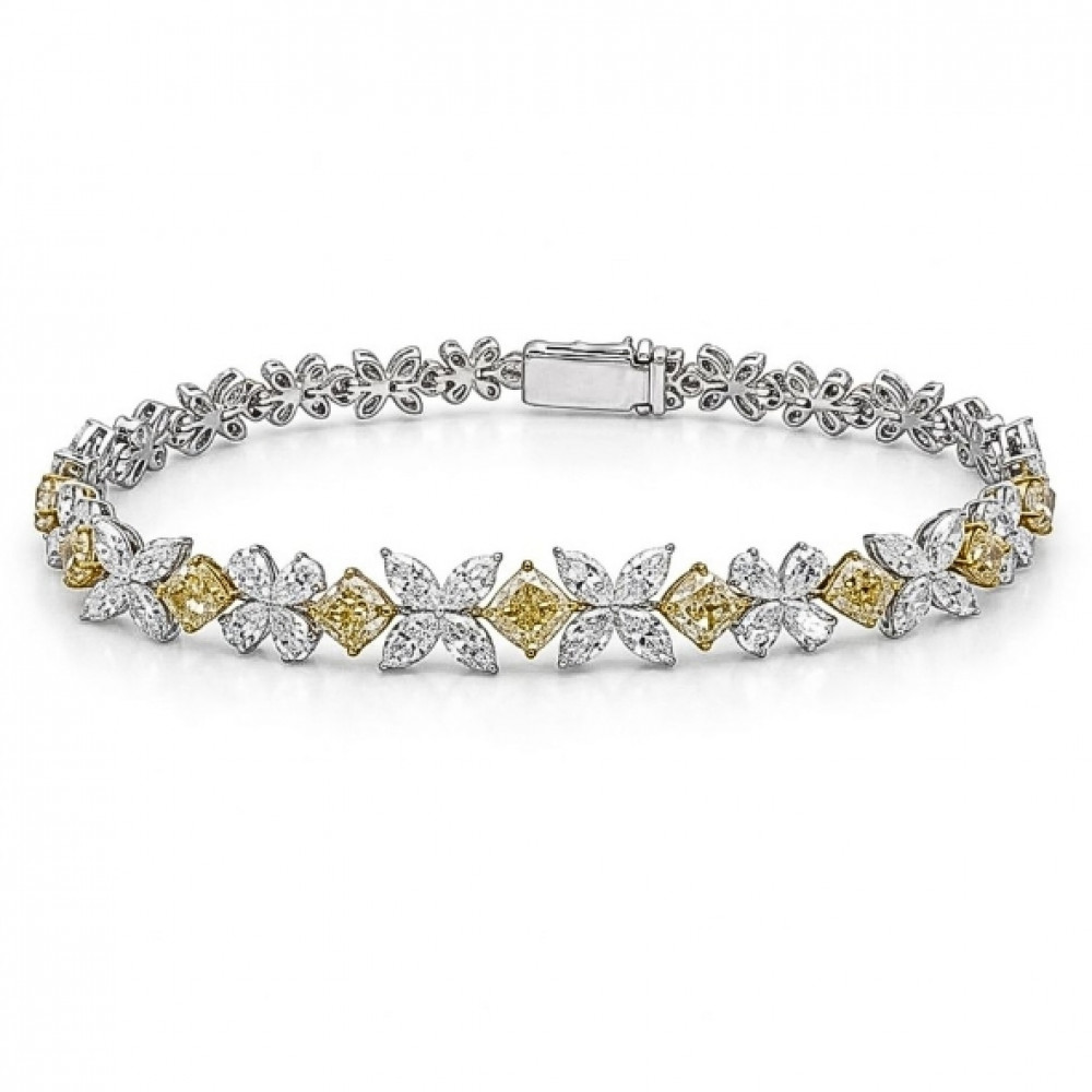 Image of 18k Yellow Natural Diamond Classic Bracelet