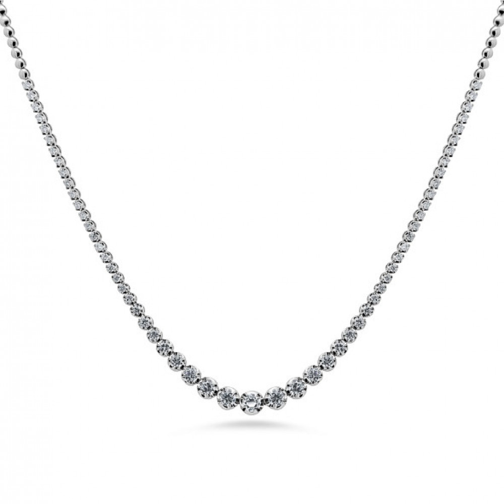 Image of 18K Natural Diamond Tiger Prong Graduated Necklace