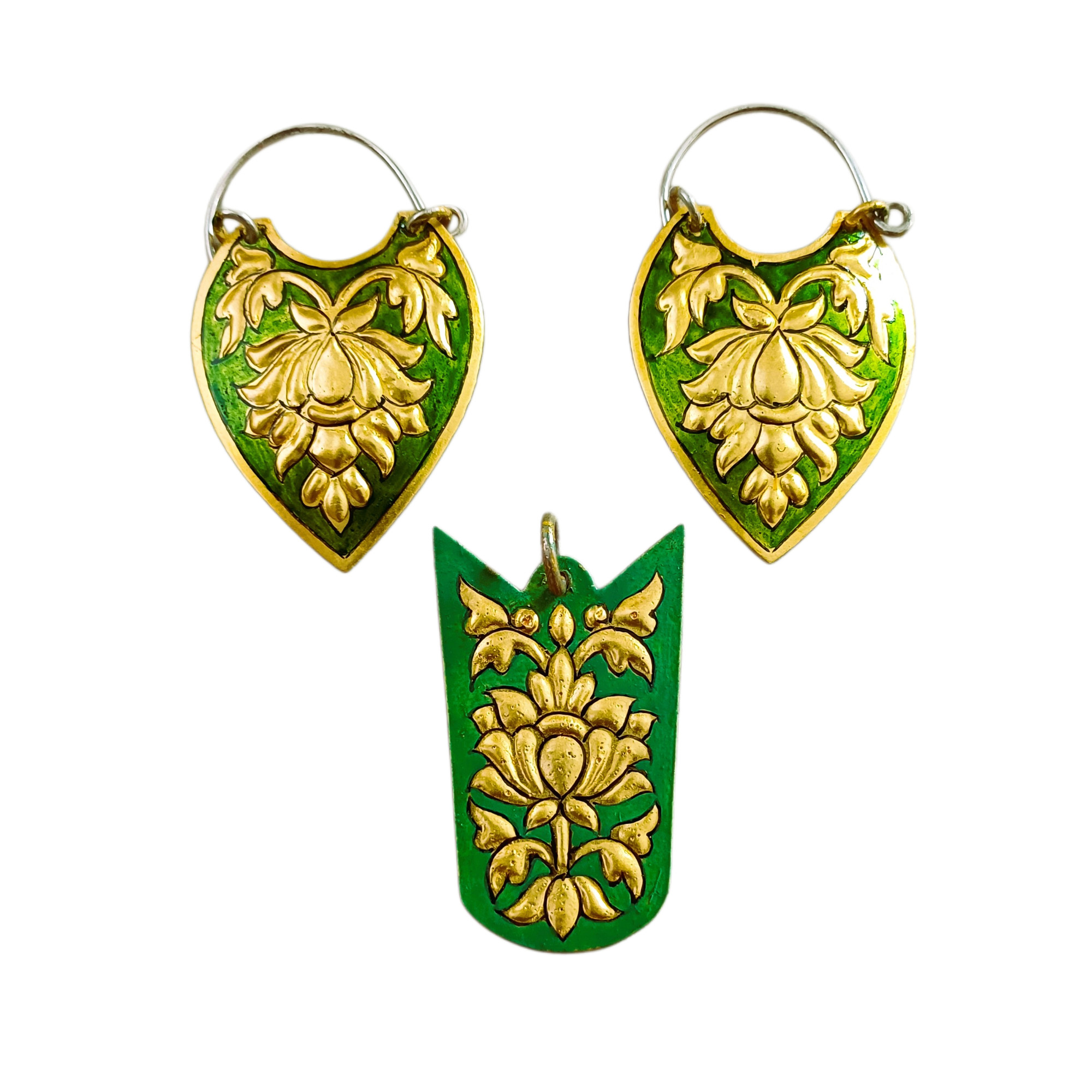Handcrafted Pendant Earring Jewelry by AVIVANA
