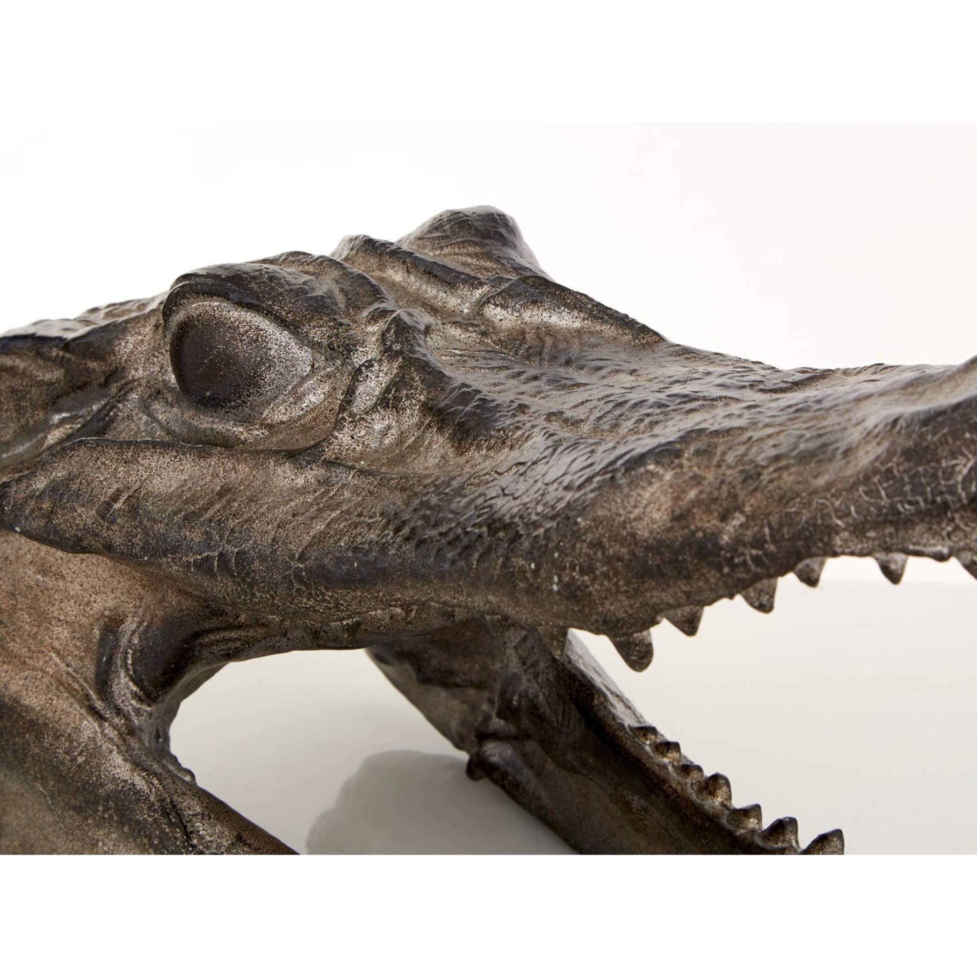 Decorative Crocodile Showpiece - BBODA43